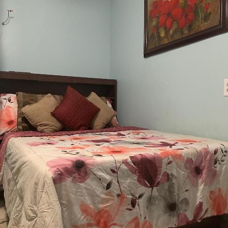 شقة Cozy Private 1Br, Well Appointed, Near Providence, Ma, Ri Line, Easy Access To I-95 بوتكيت المظهر الخارجي الصورة