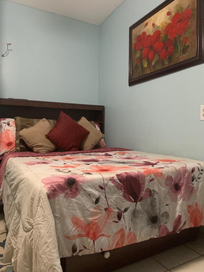 شقة Cozy Private 1Br, Well Appointed, Near Providence, Ma, Ri Line, Easy Access To I-95 بوتكيت المظهر الخارجي الصورة